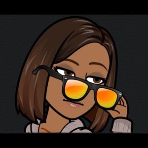 Meet your Posher, Chanel